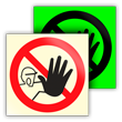 Знак P06 «Доступ посторонним запрещен» (фотолюм. пластик ГОСТ, 200х200 мм)